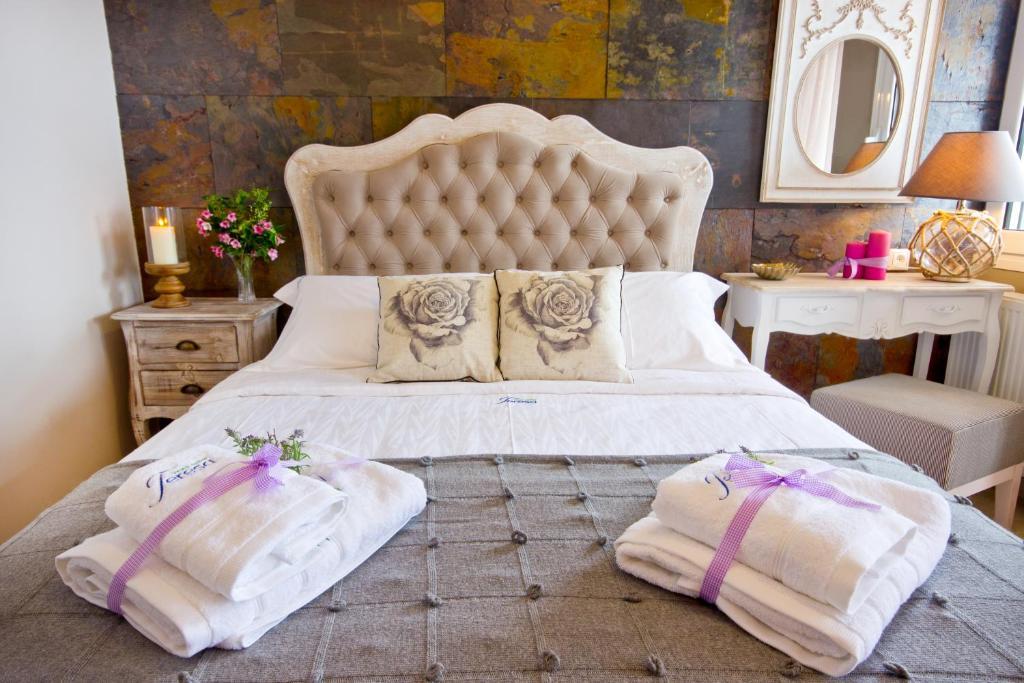 Teresa Luxury